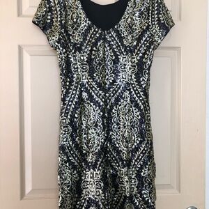 Sequined Black and Gold Short Sleeve Dress